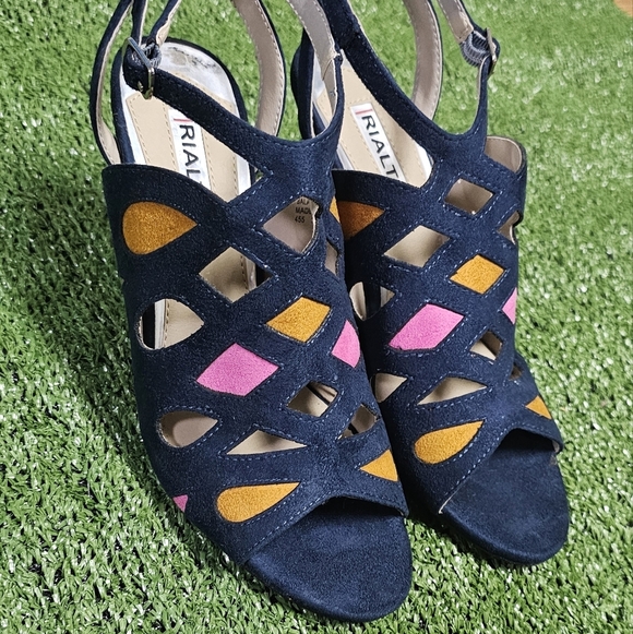 🛑$5🛑 FINAL PRICED ITEM! BUY NOW or BUNDLE TO SAVE MORE! - Picture 5 of 16